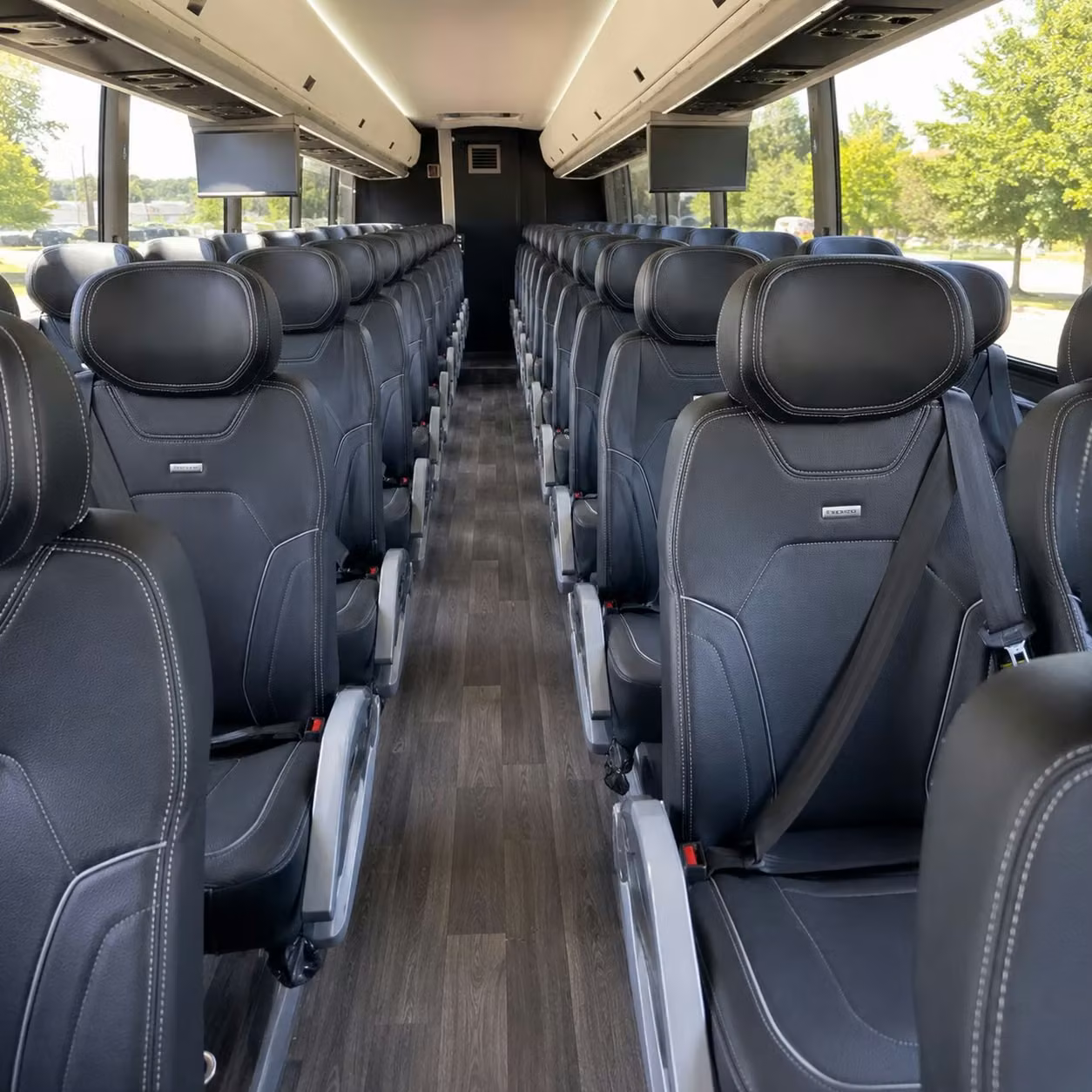 charter bus rentals for nebraska cornhuskers game day transportation in lincoln