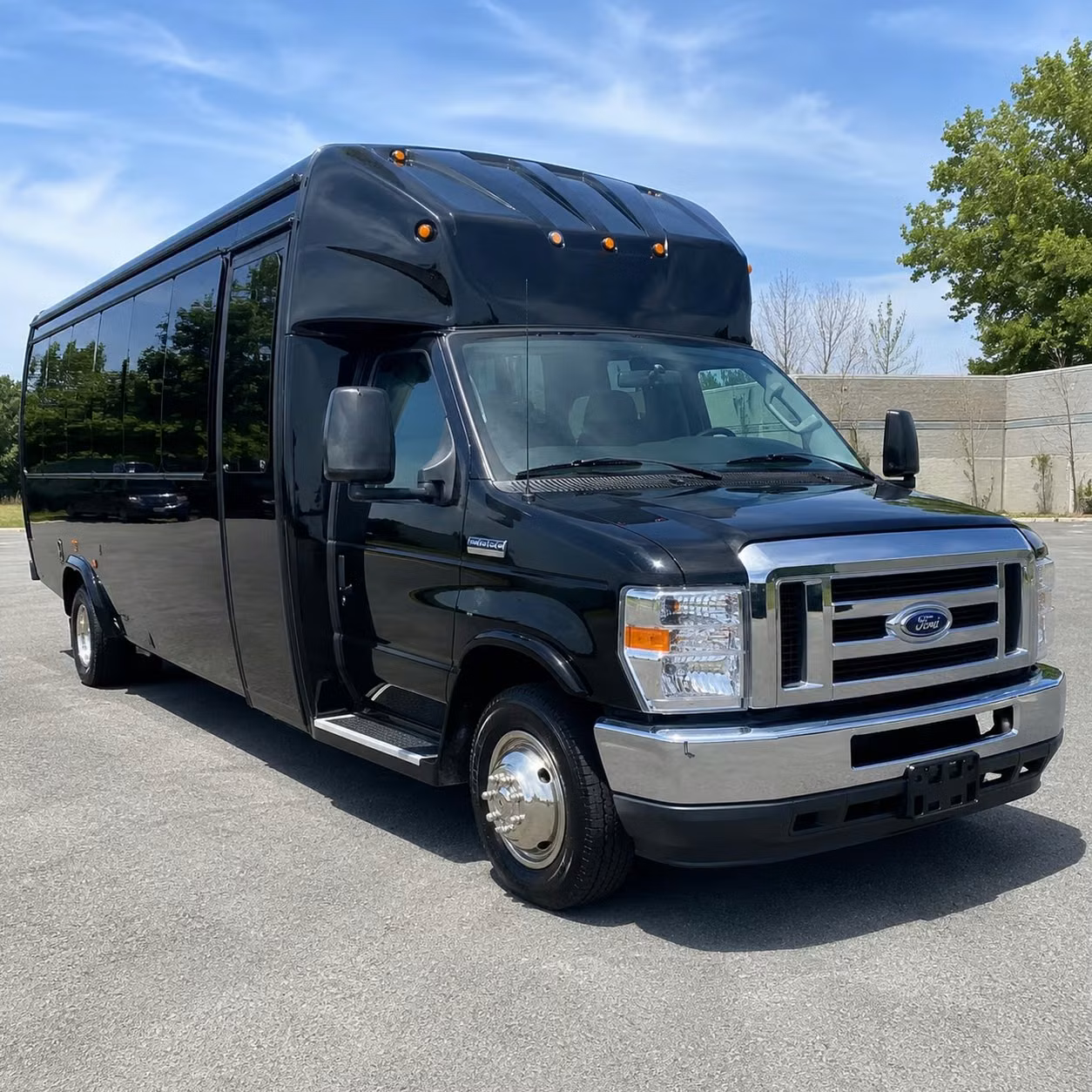 charterbusrentallincoln com connects you with party buses for bachelorette parties and private events in lincoln