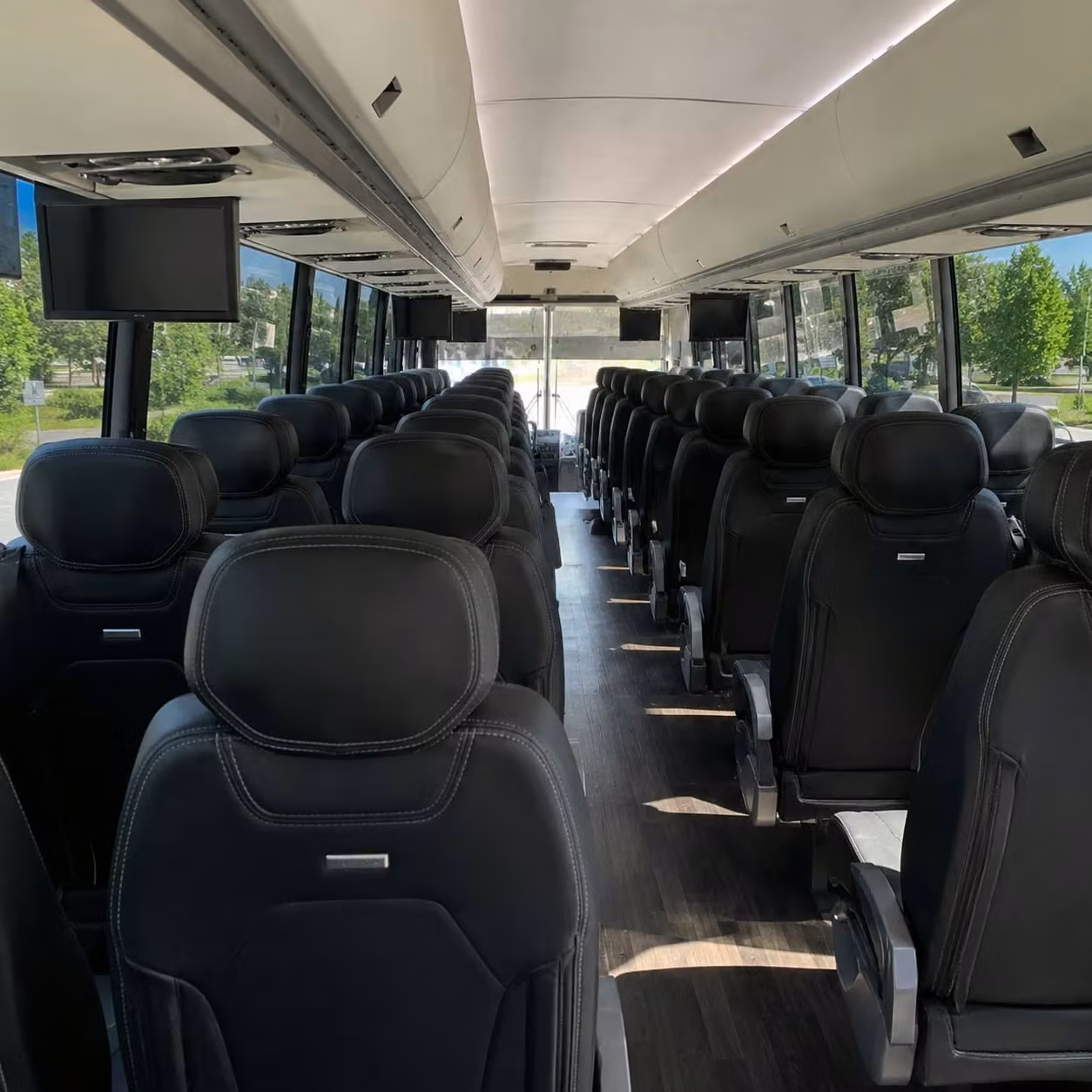 lincoln 56 passenger charter bus rental
