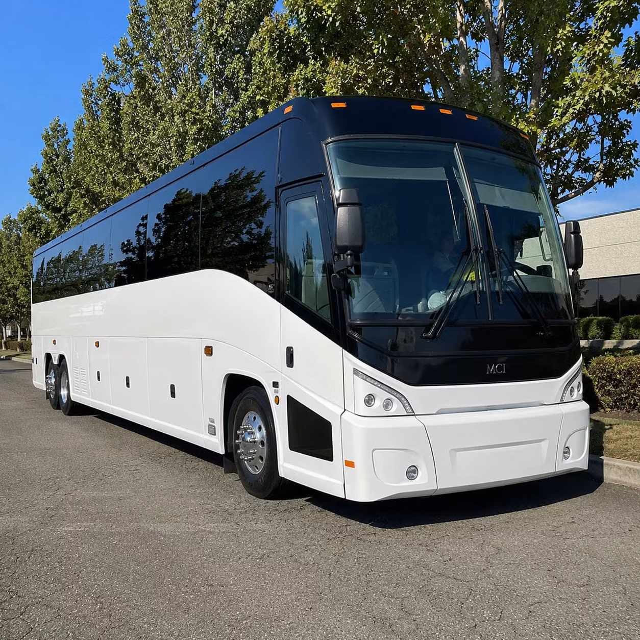 lincoln charter bus rentals