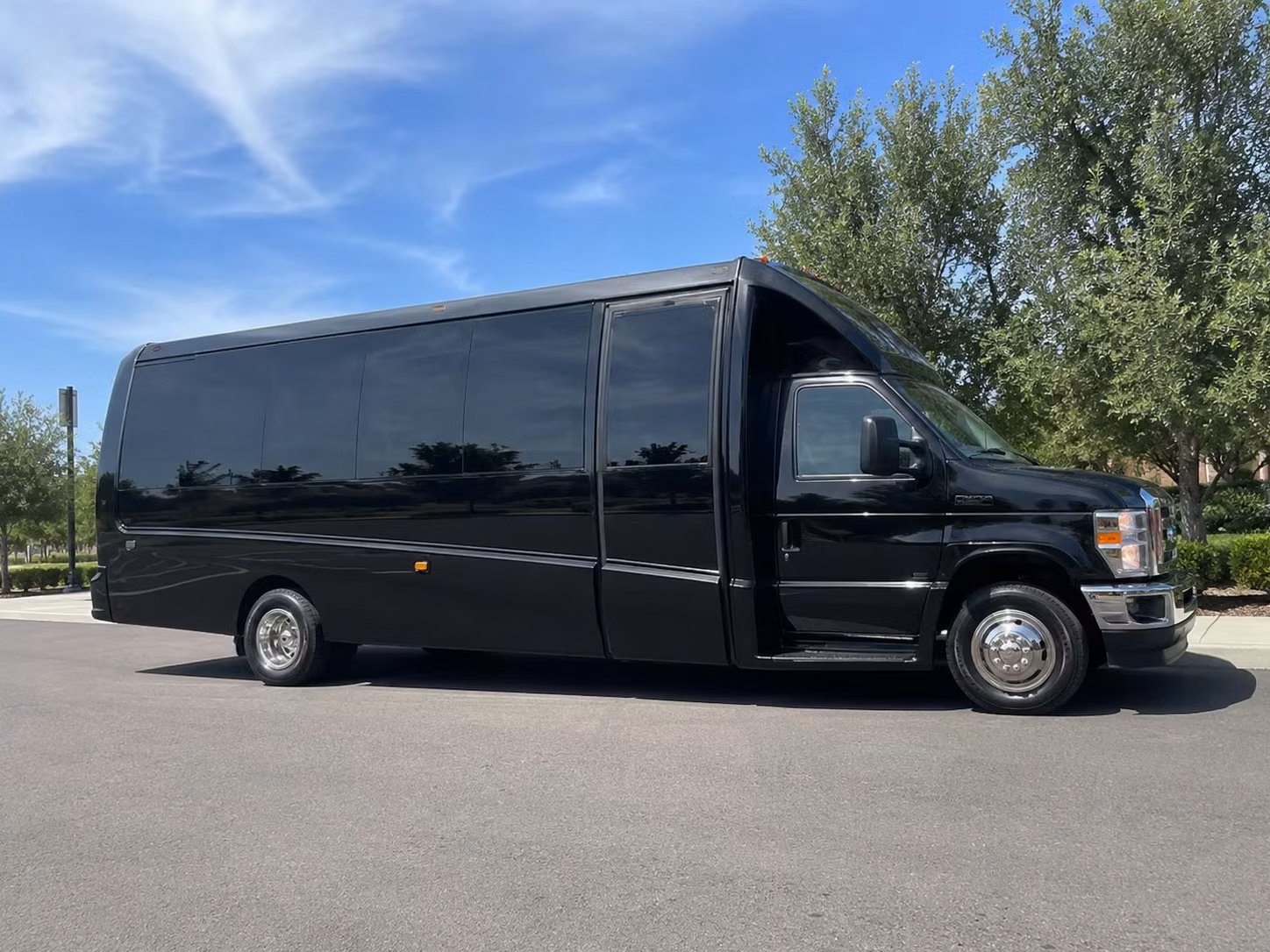 lincoln corporate shuttle services