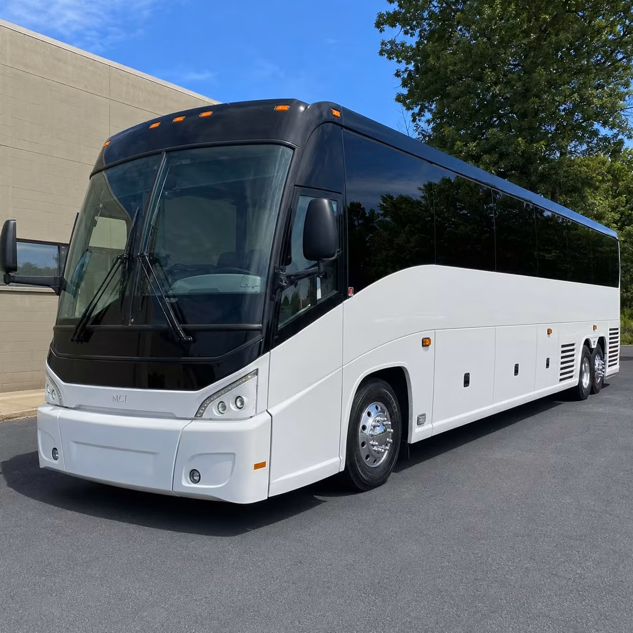 lincoln long distance bus rentals