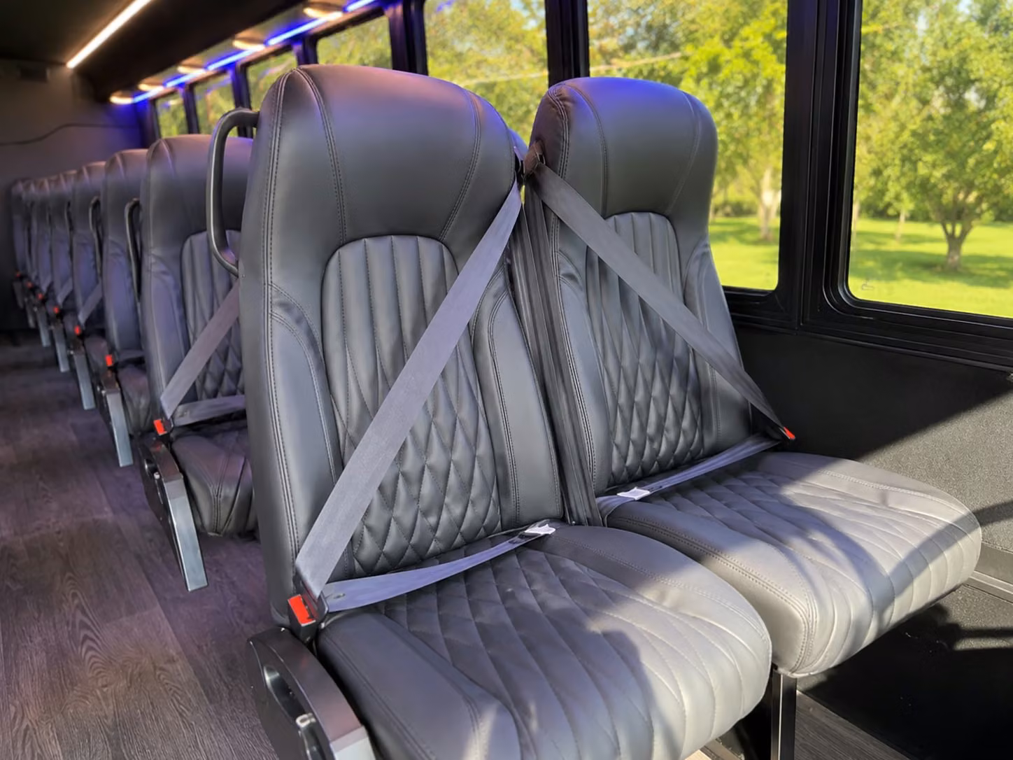 minibus and charter bus rentals for lincoln saltdogs games at haymarket park