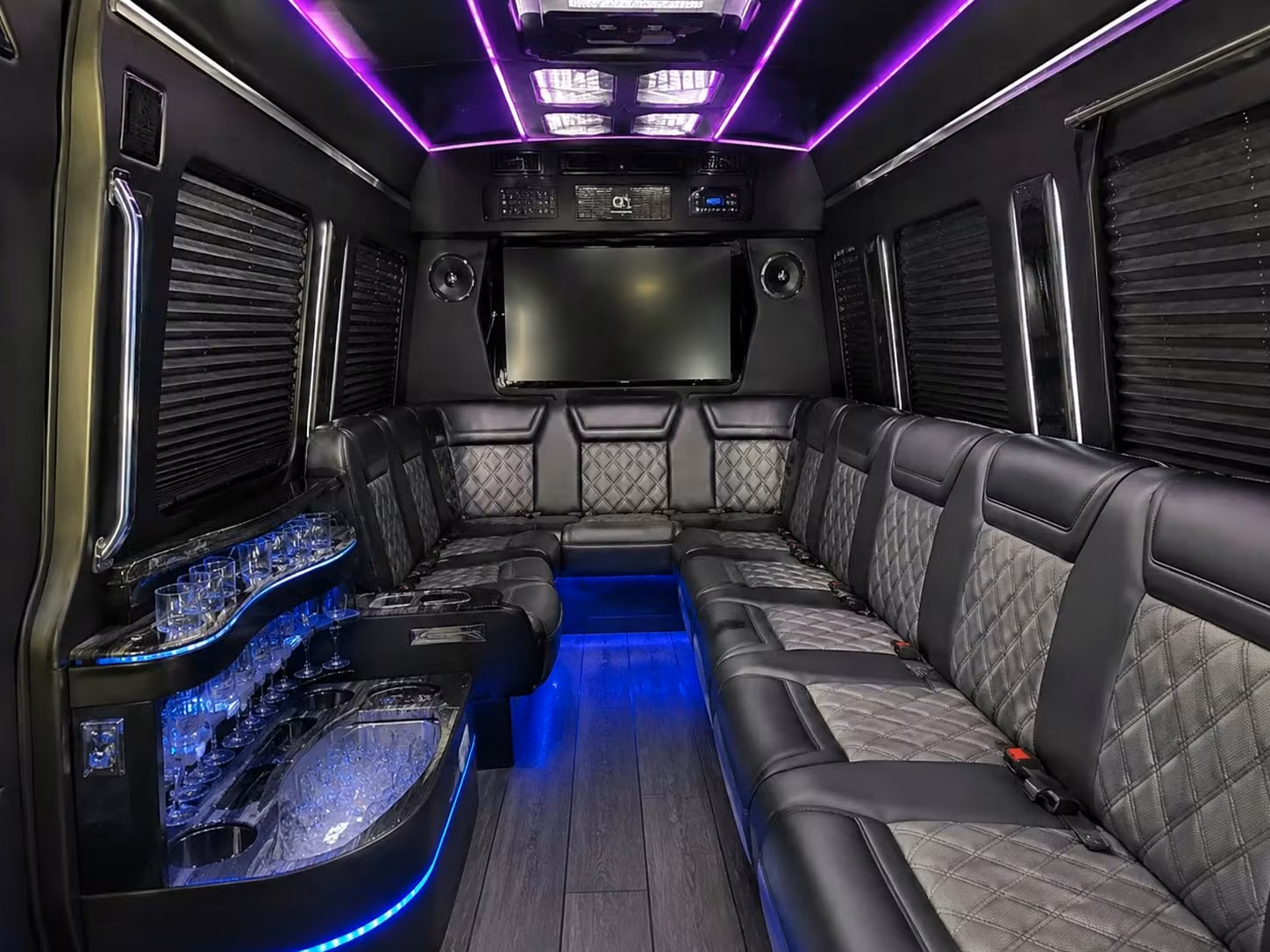 with charterbusrentallincoln com you ll cover every leg of your lincoln wedding weekend